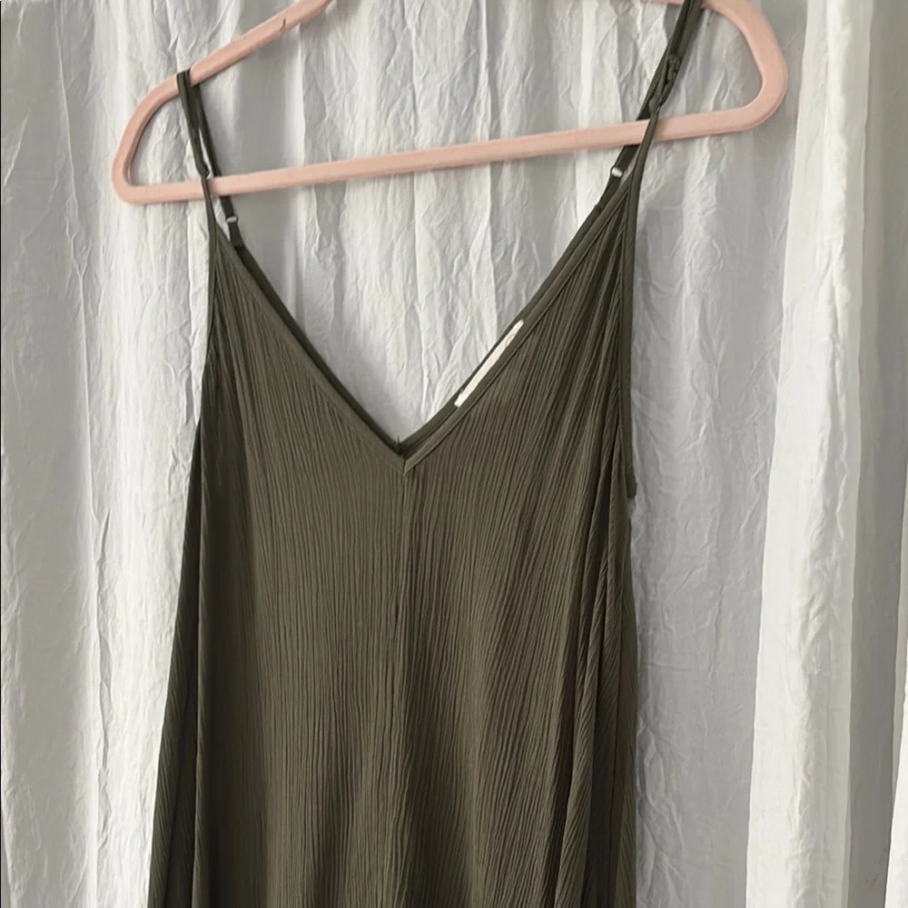 Green Sleeveless Maxi Slip Dress - Picture 2 of 3